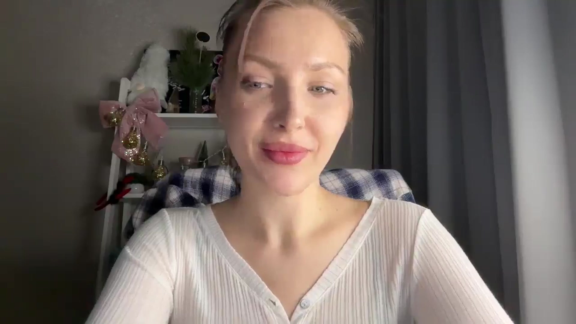 Di_Pearl video thumbnail