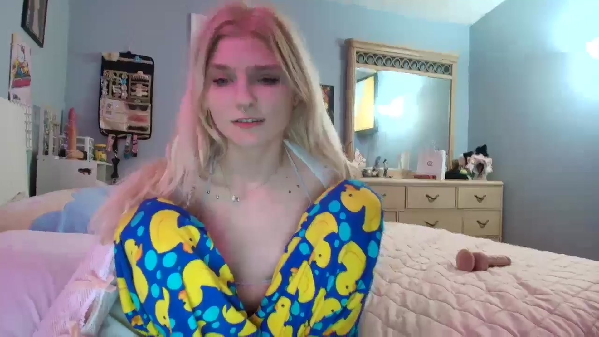 DuckChan0 video thumbnail