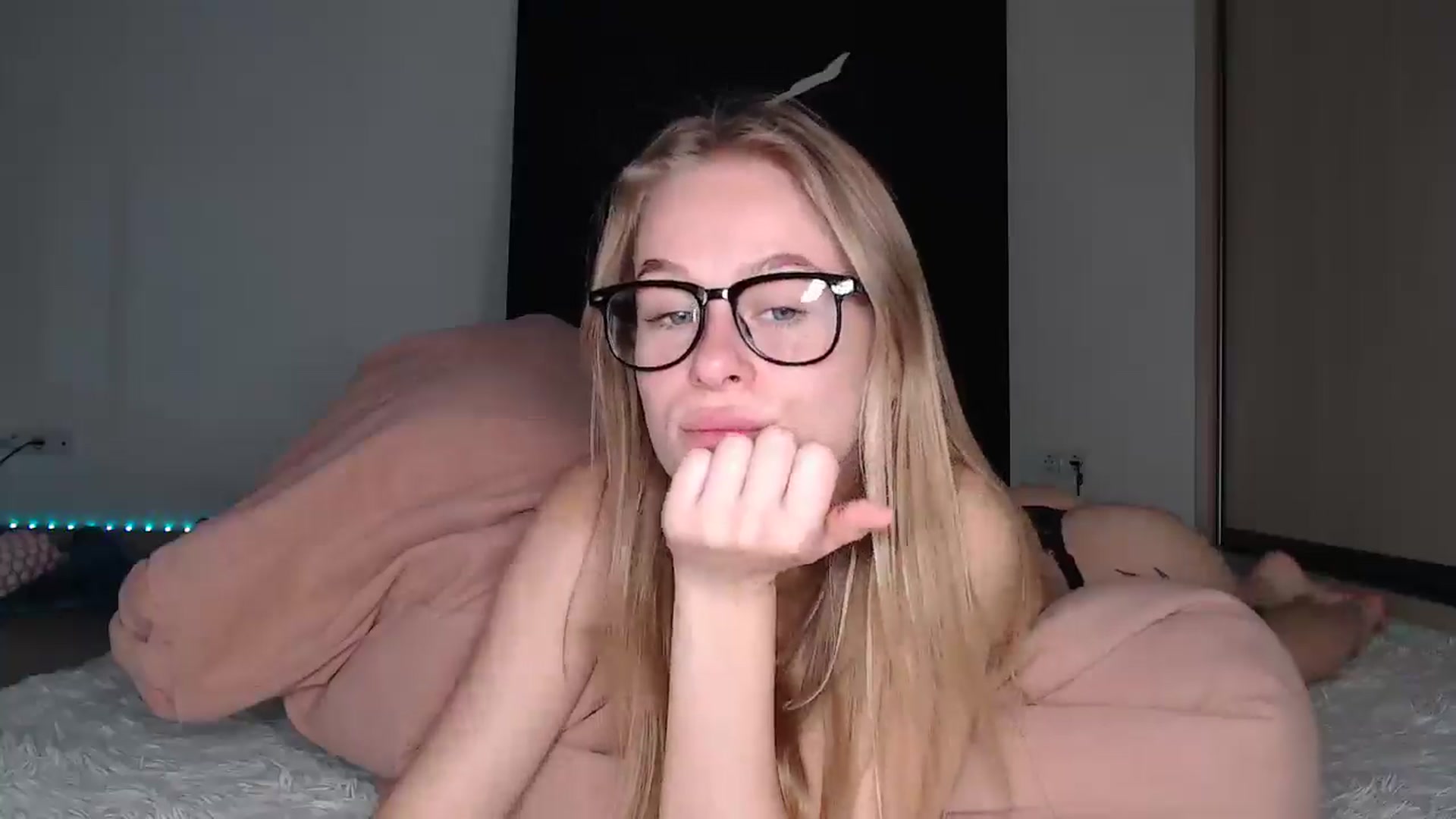 Blondino4ka07 video thumbnail