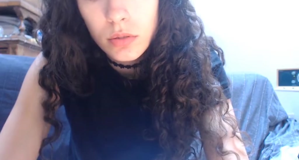 LolaRoses video thumbnail