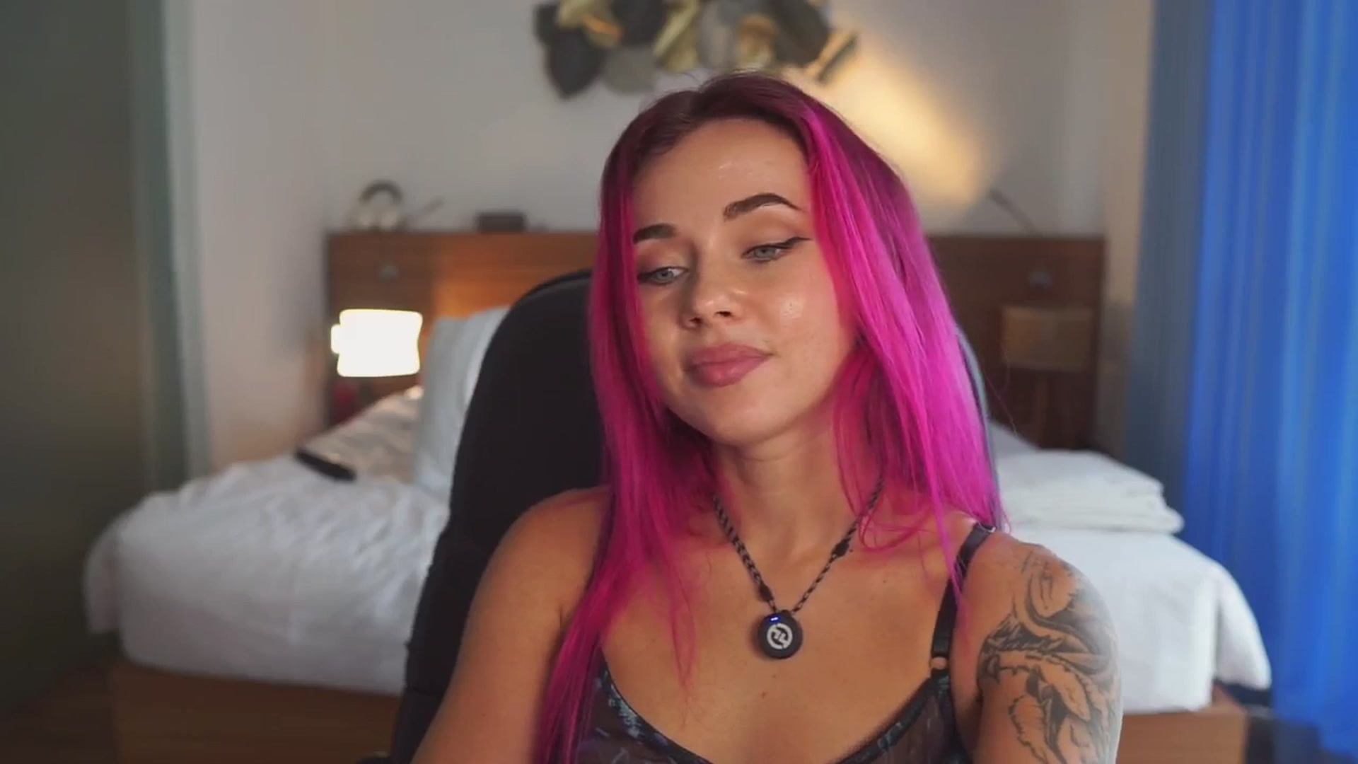 Sarah_Pink video thumbnail