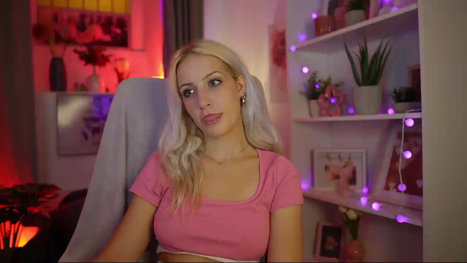 Lucy_Cutie video thumbnail
