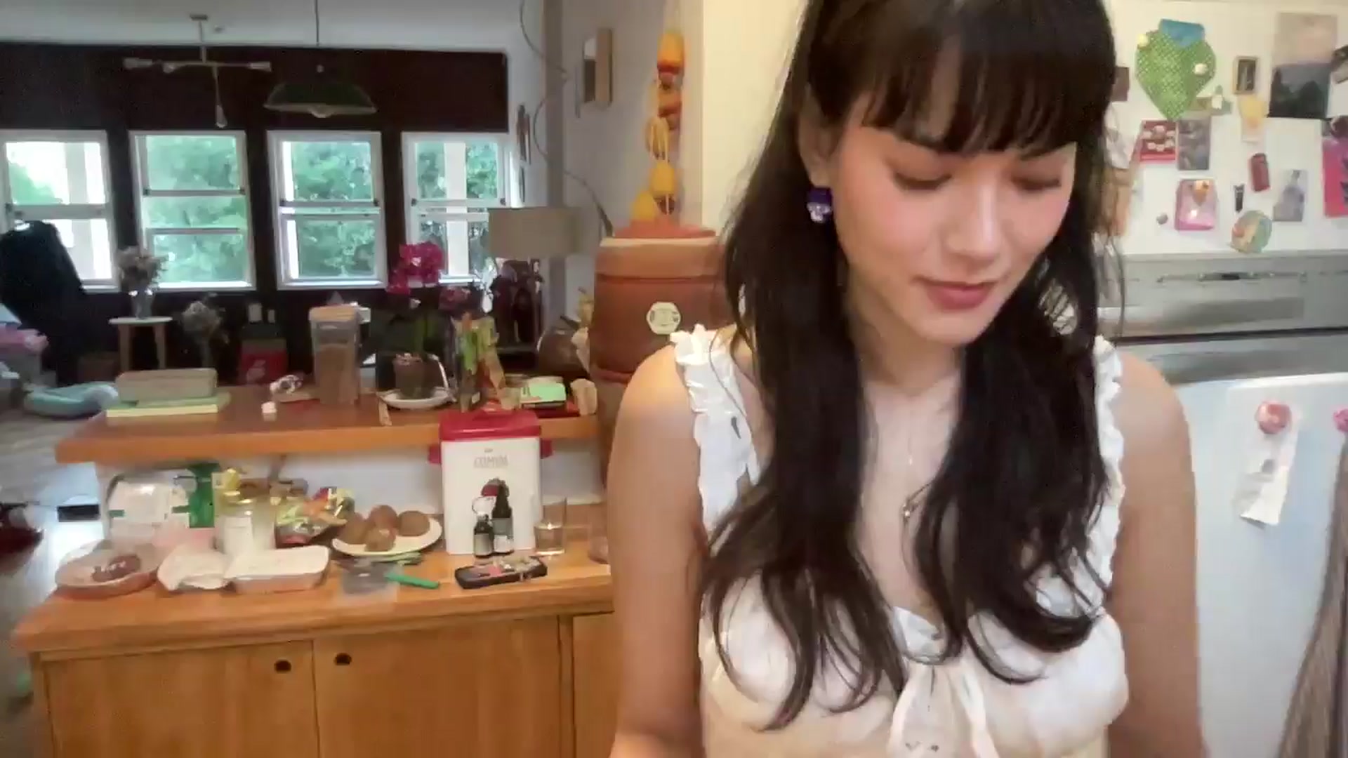 LuluArtist video thumbnail
