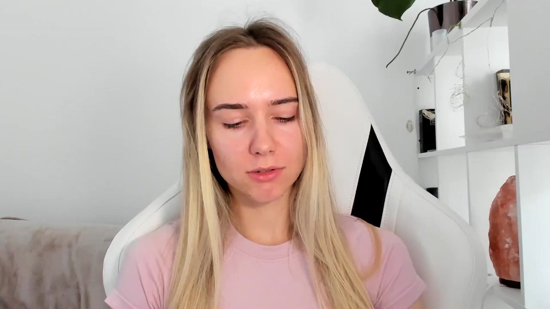 OhAlisa video thumbnail