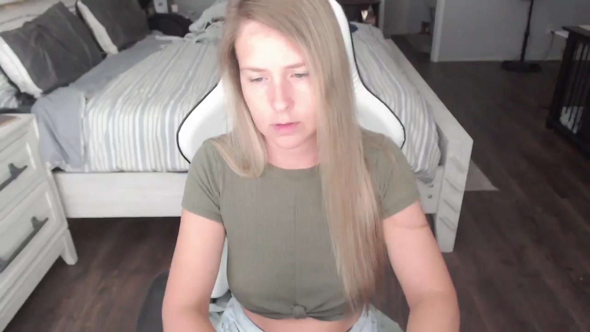 ZenZoey video thumbnail