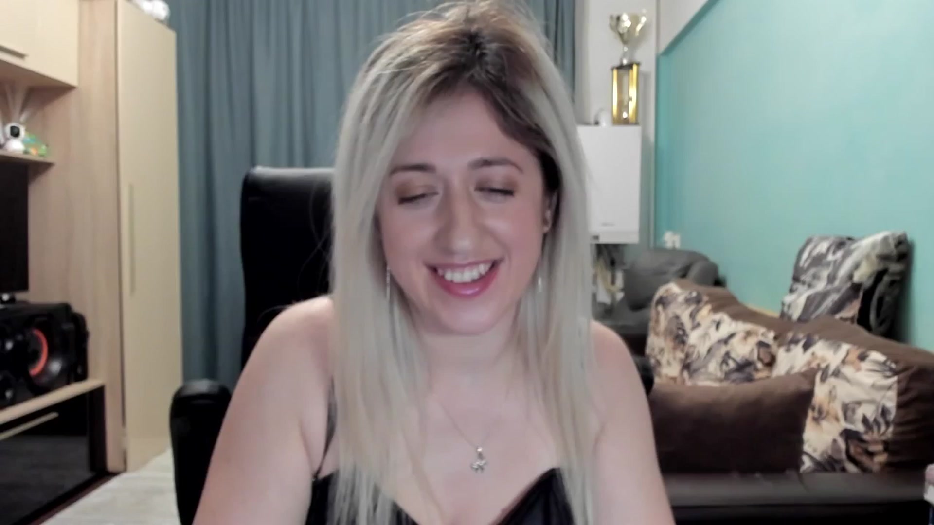 SweetDelia_ video thumbnail