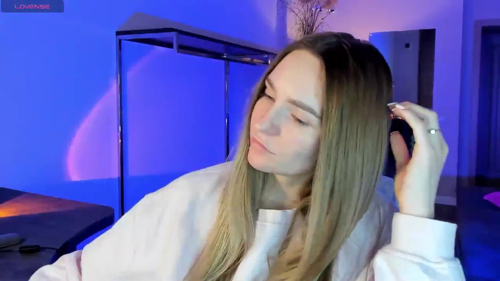 Miliain video thumbnail
