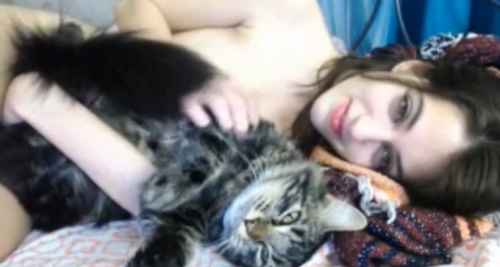 NaomiDee video thumbnail