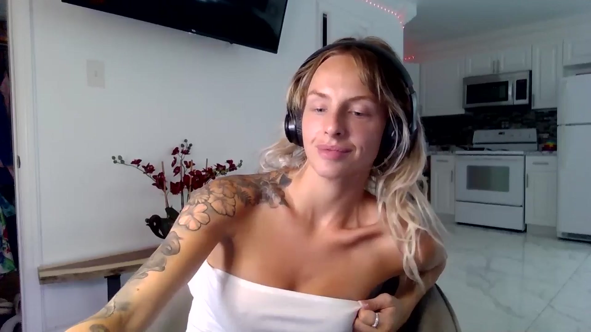 Tati_Rae video thumbnail