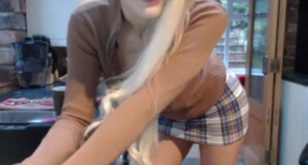 English_rose_ video thumbnail