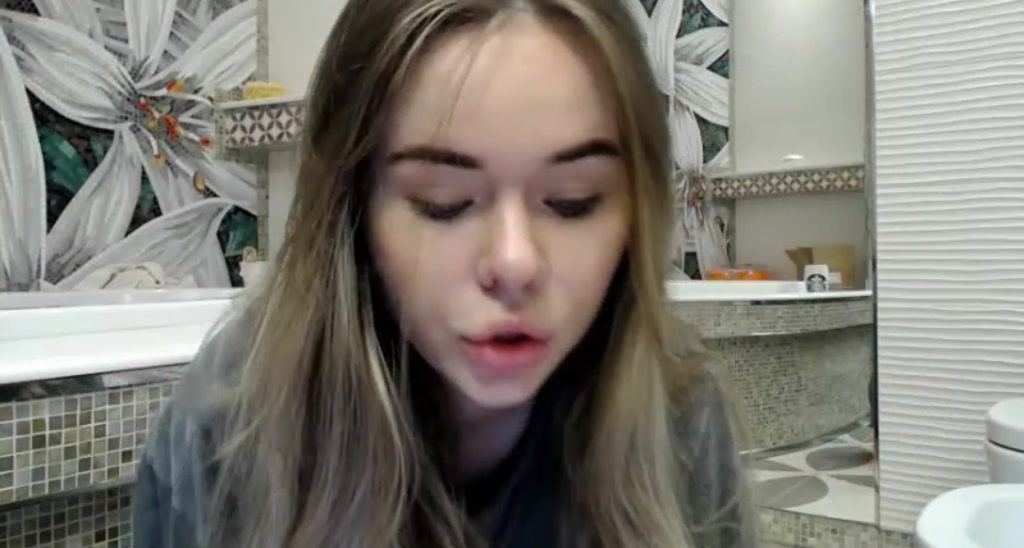 Linda_0nline video thumbnail