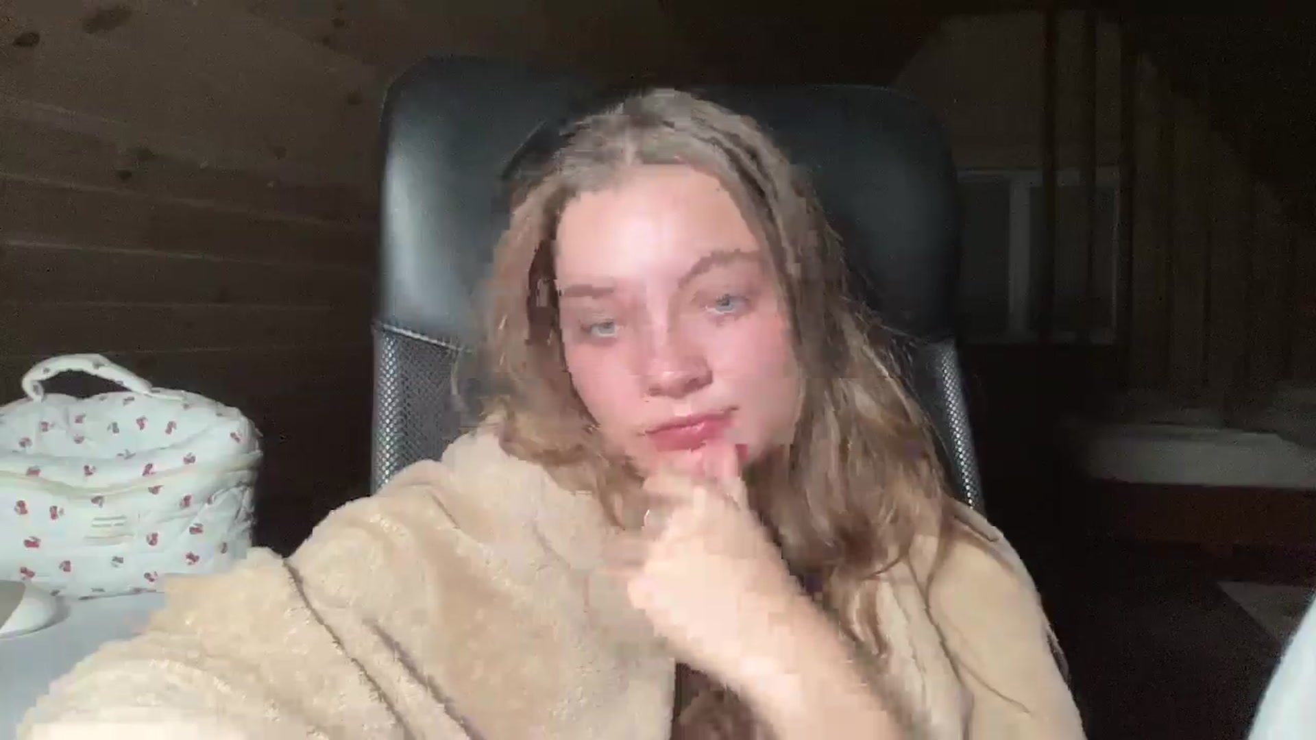 Shinie_ video thumbnail