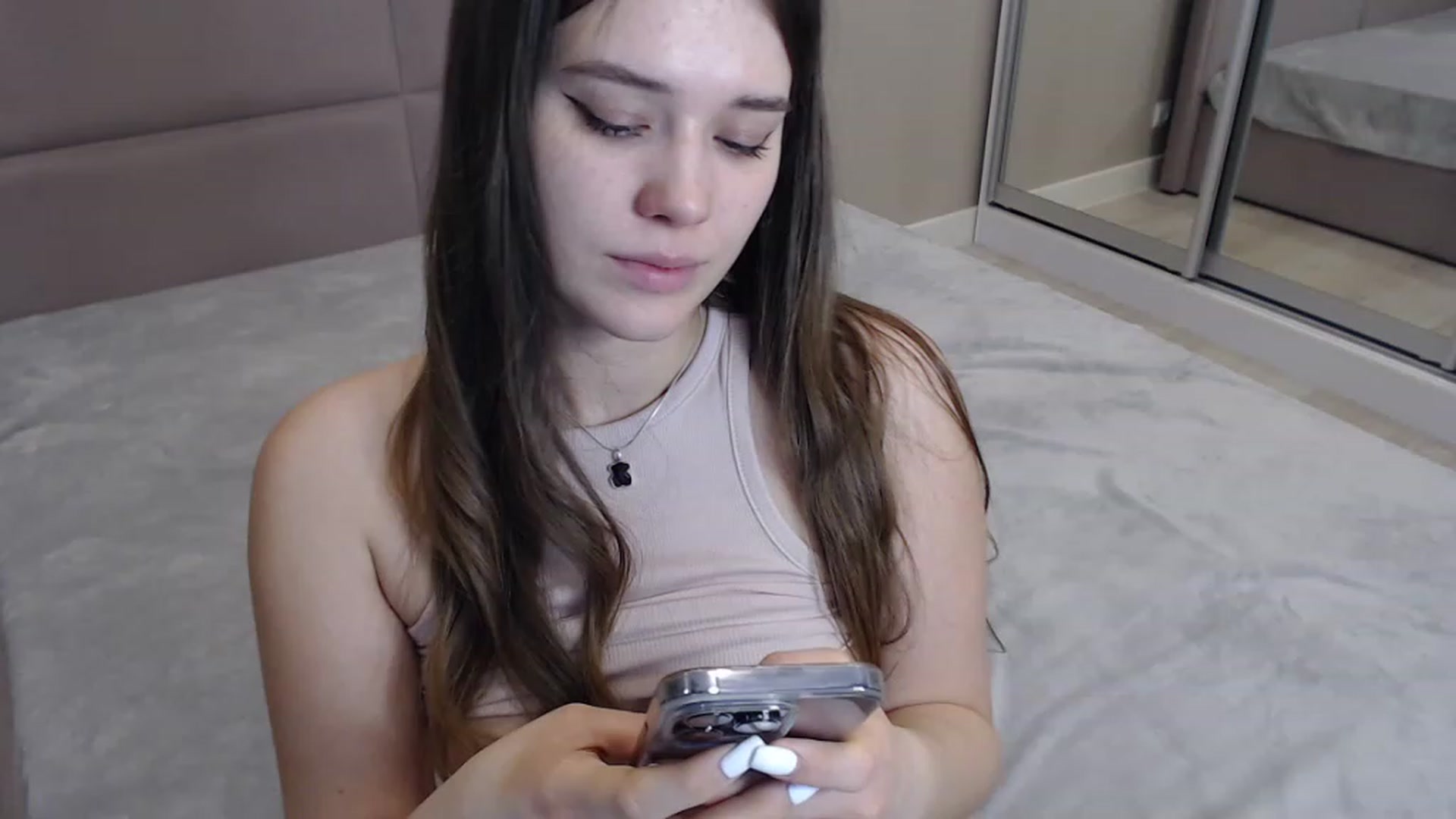miss_crystal_ video thumbnail