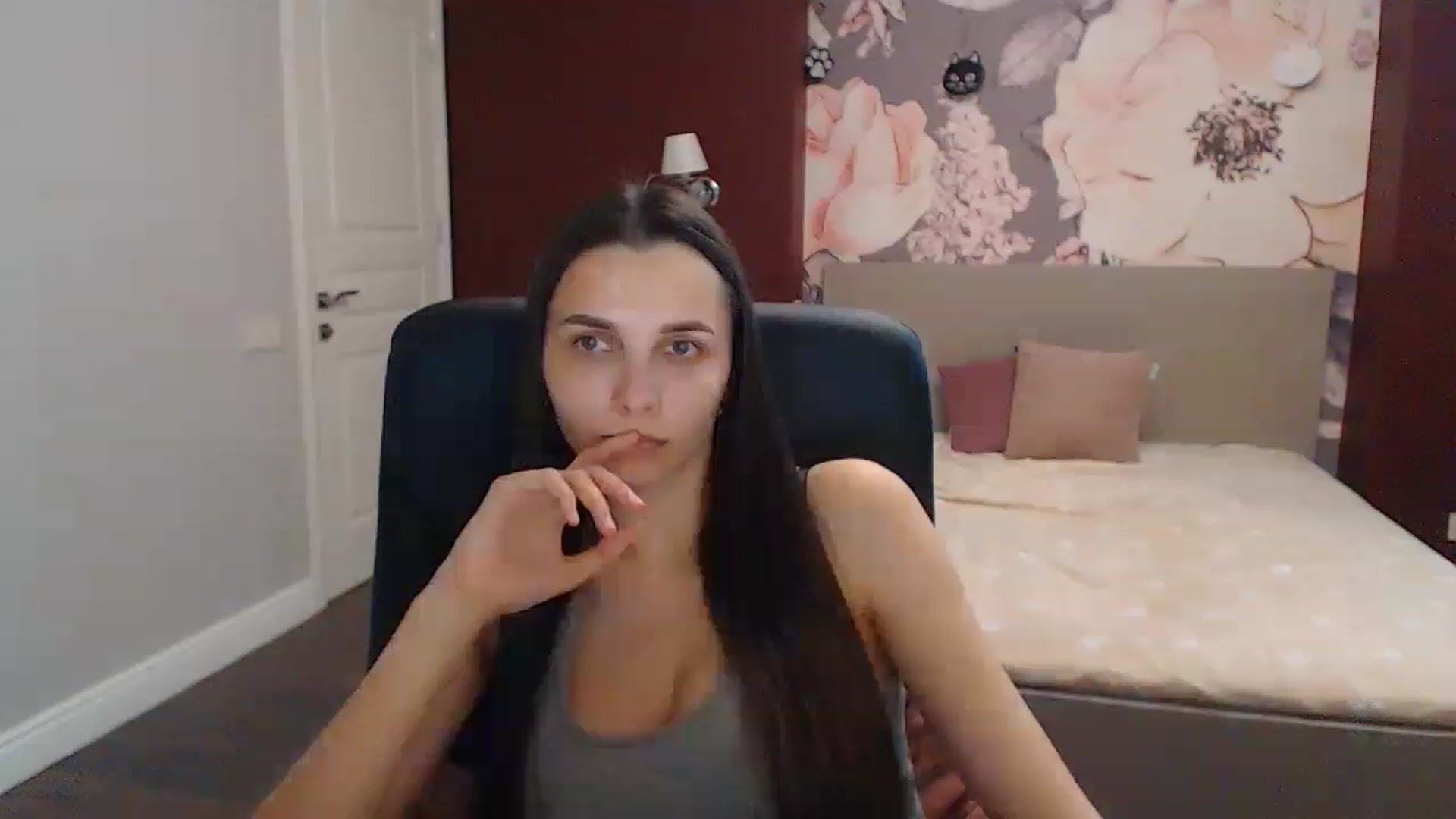 Karina_Mils video thumbnail