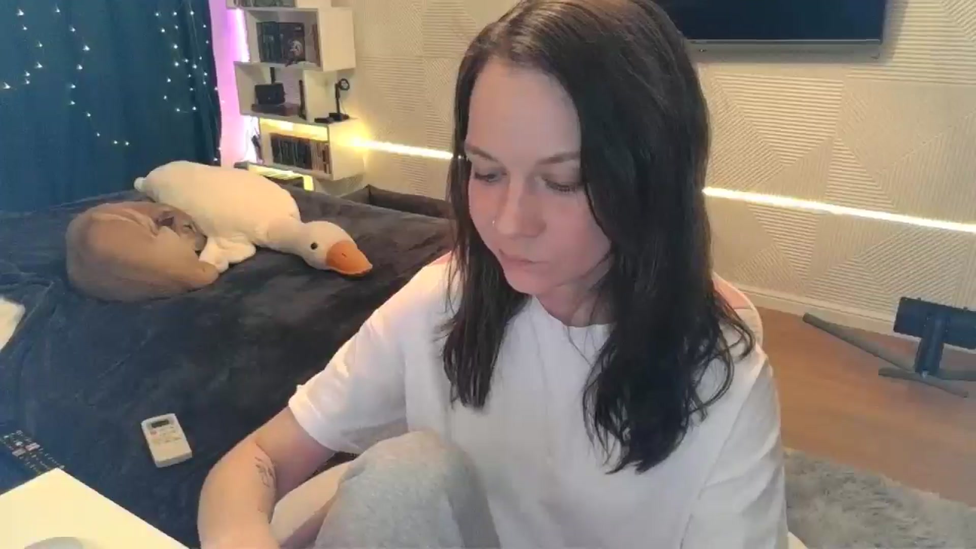 Qi_ra video thumbnail
