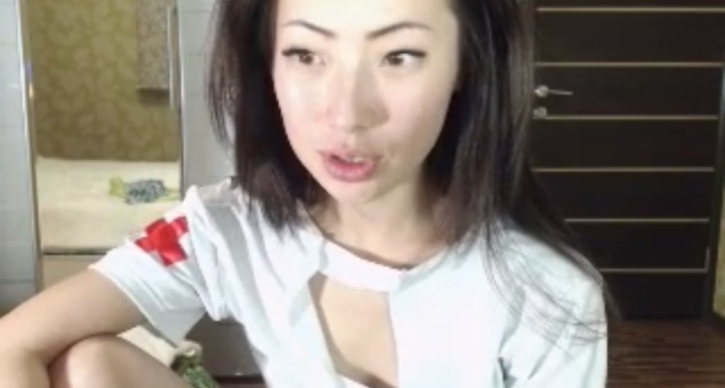 Larissa_Si video thumbnail