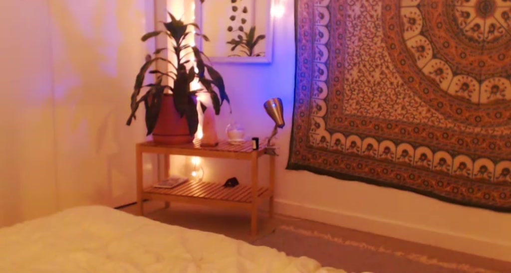 RobinMae video thumbnail