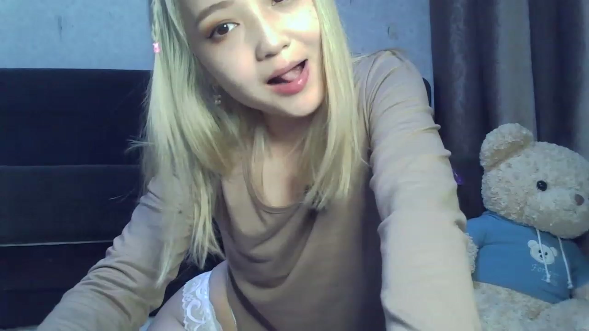 SchoolGirl_69 video thumbnail
