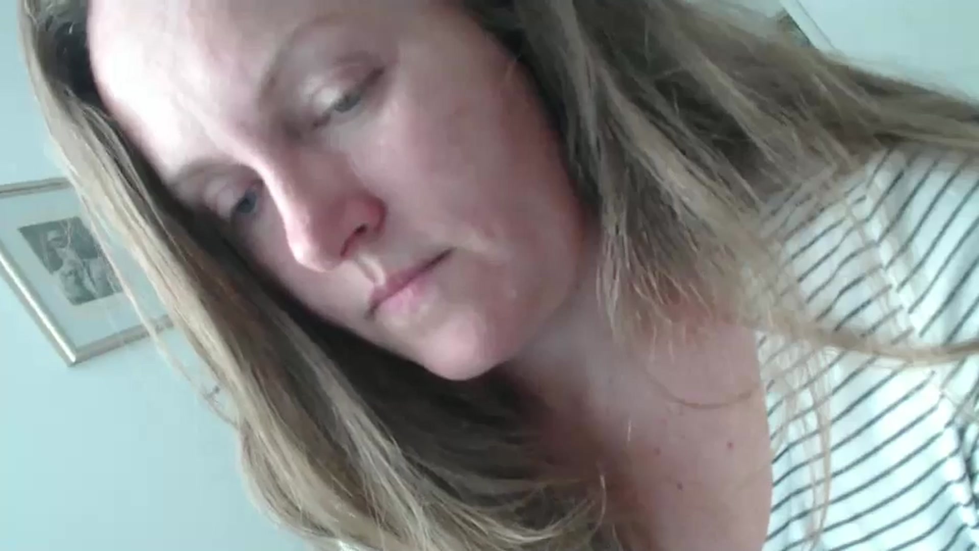 JustLily video thumbnail