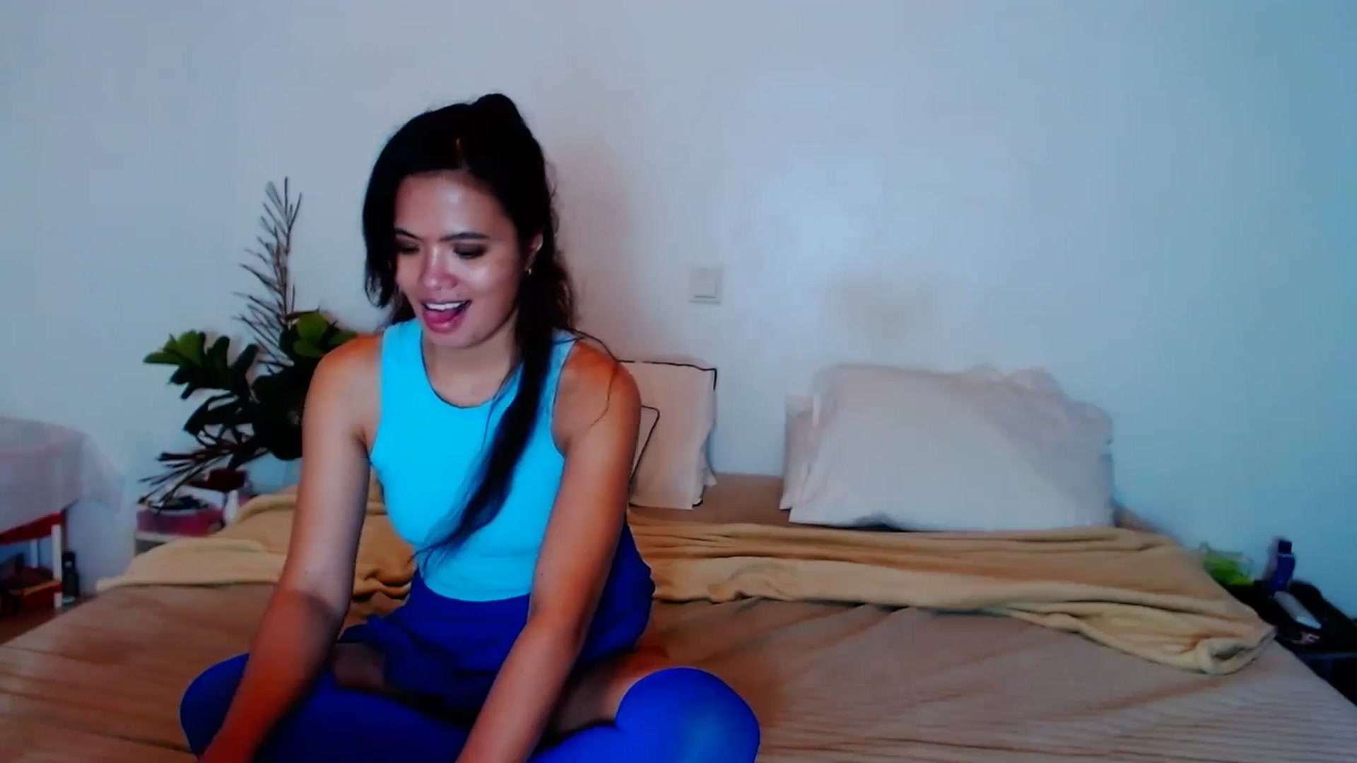 SweetOne_4u video thumbnail