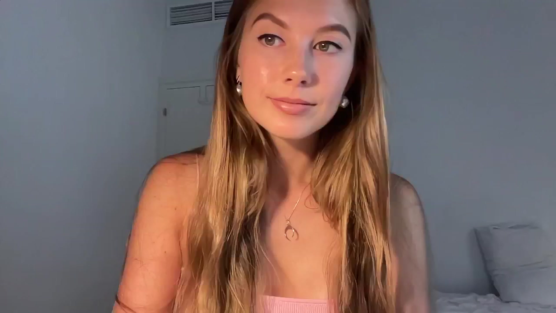 SurfGirls video thumbnail
