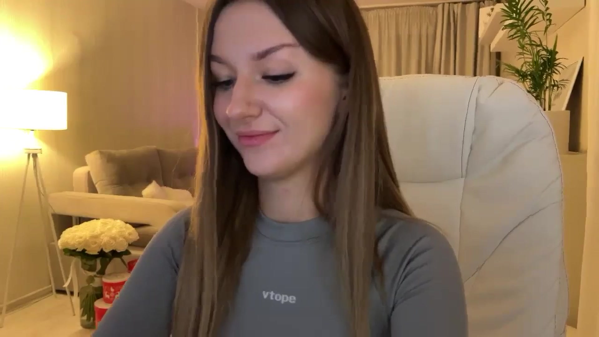 EllenOnline video thumbnail