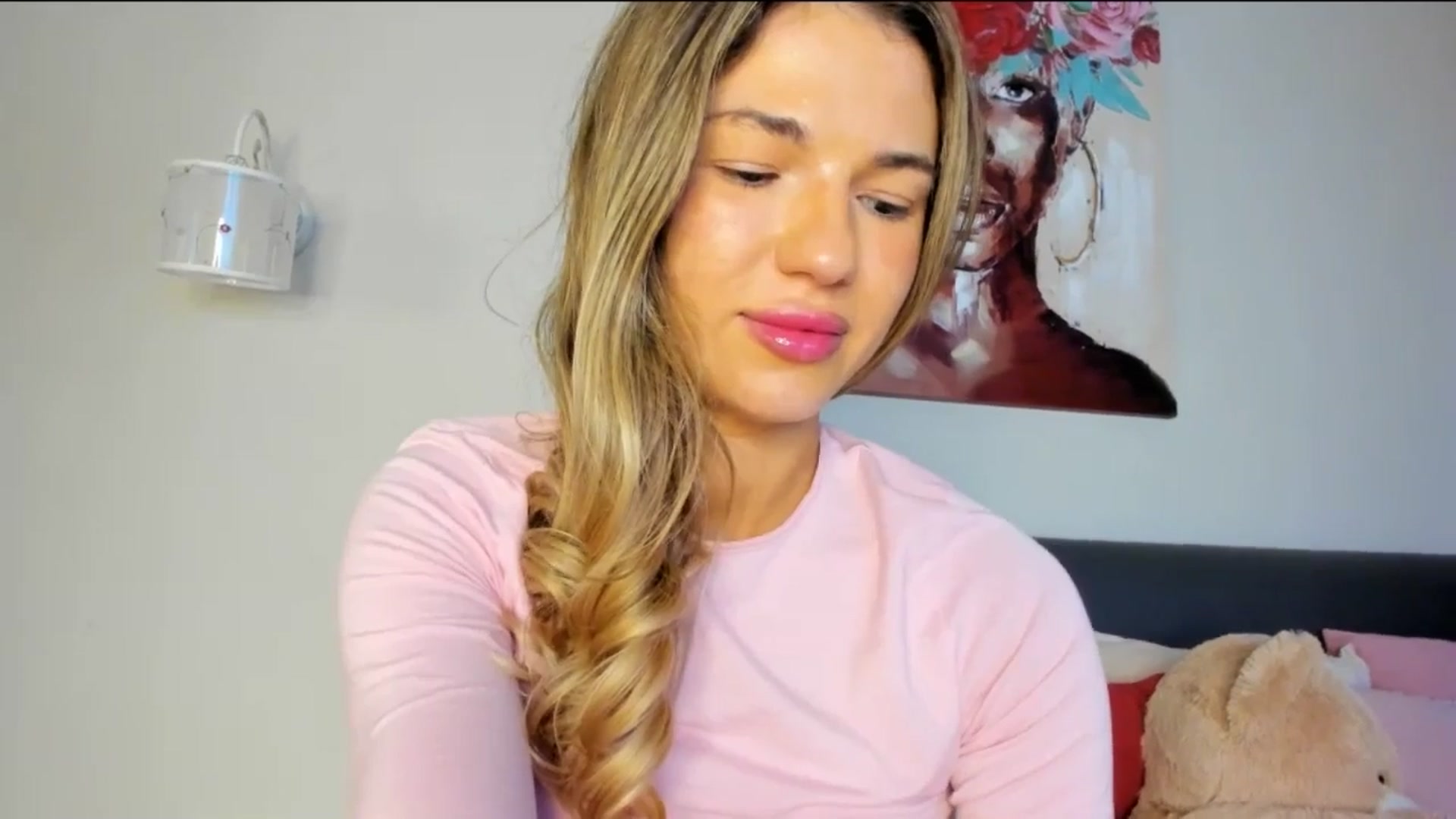 Dariadely video thumbnail