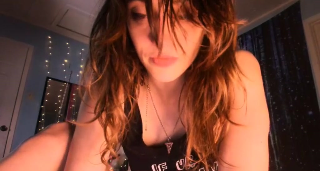 NaomiDee video thumbnail