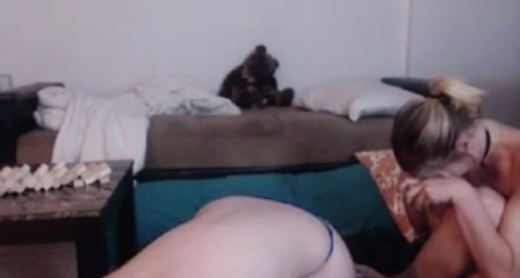emilylynne video thumbnail