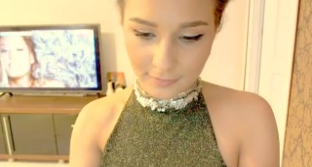 Busty_Mia video thumbnail