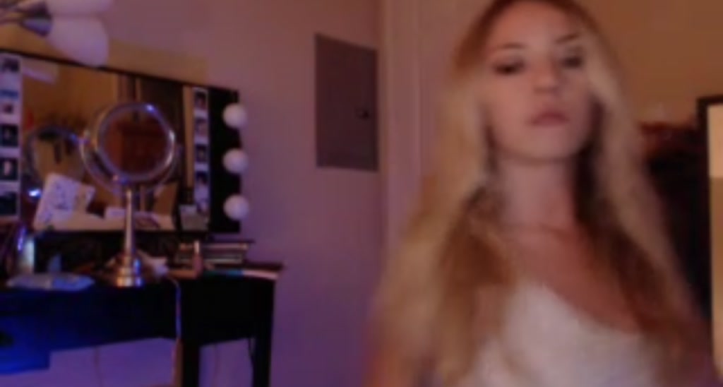 AnaFoxx video thumbnail