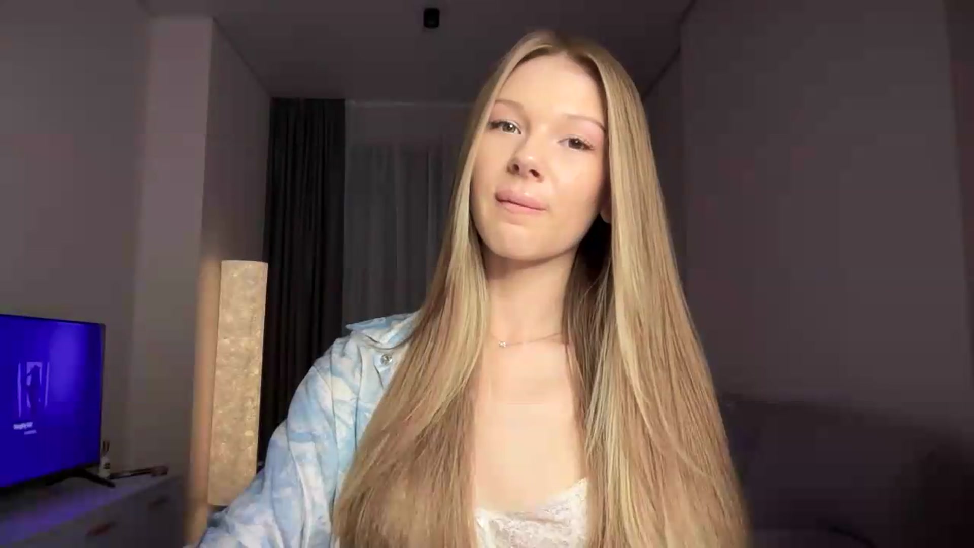 CuteBlonde video thumbnail