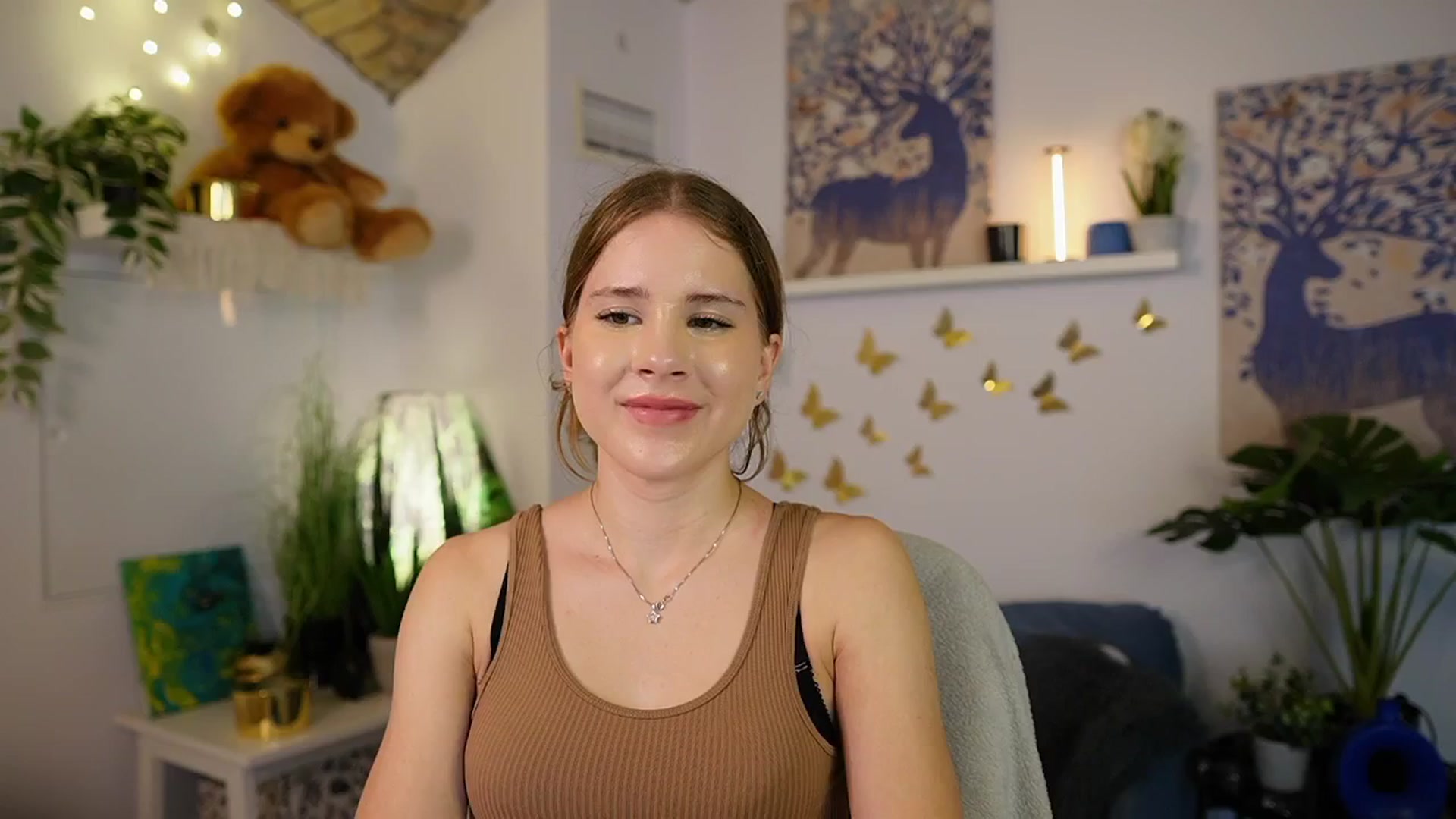 Emily_Blake video thumbnail