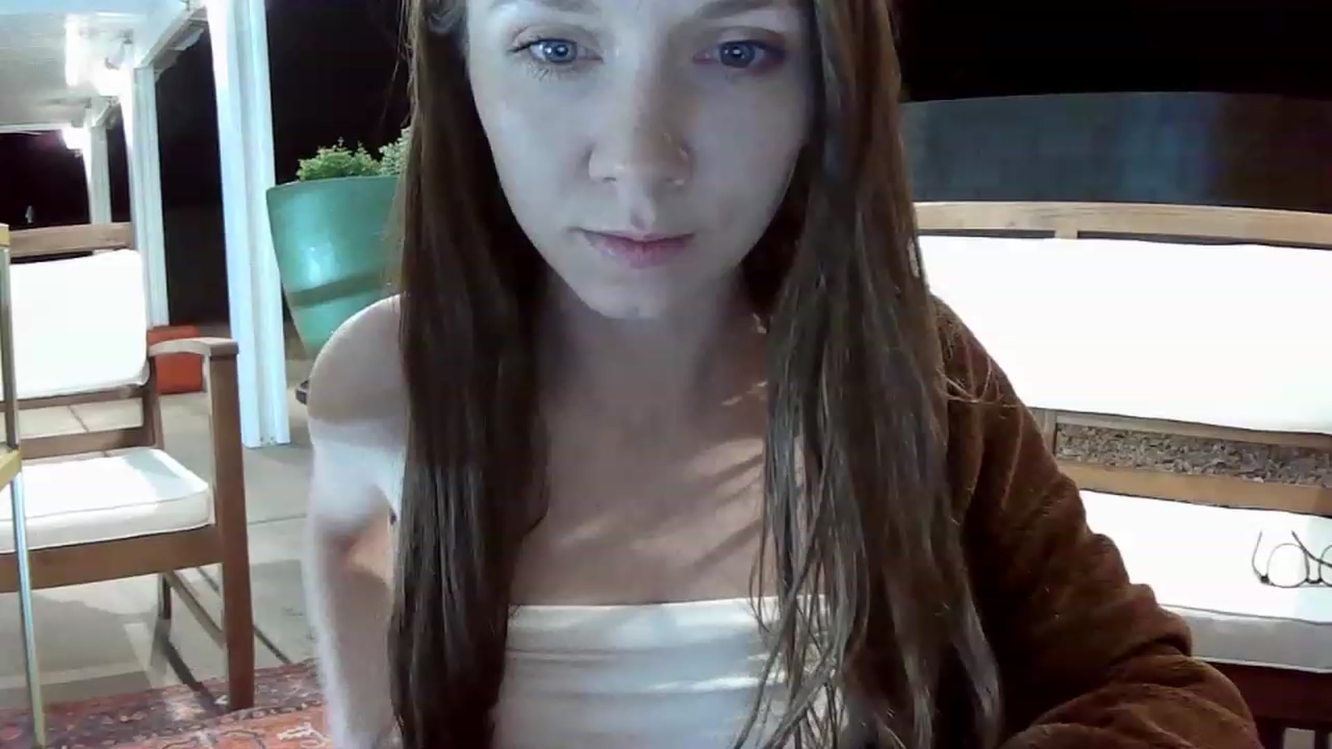 HoneysRoom video thumbnail