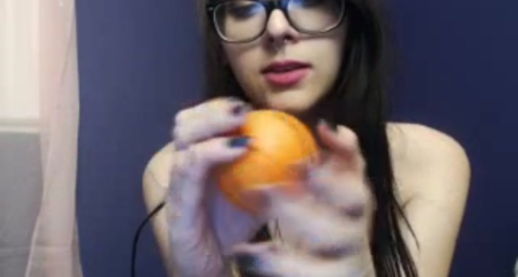 Lunackitsuen video thumbnail