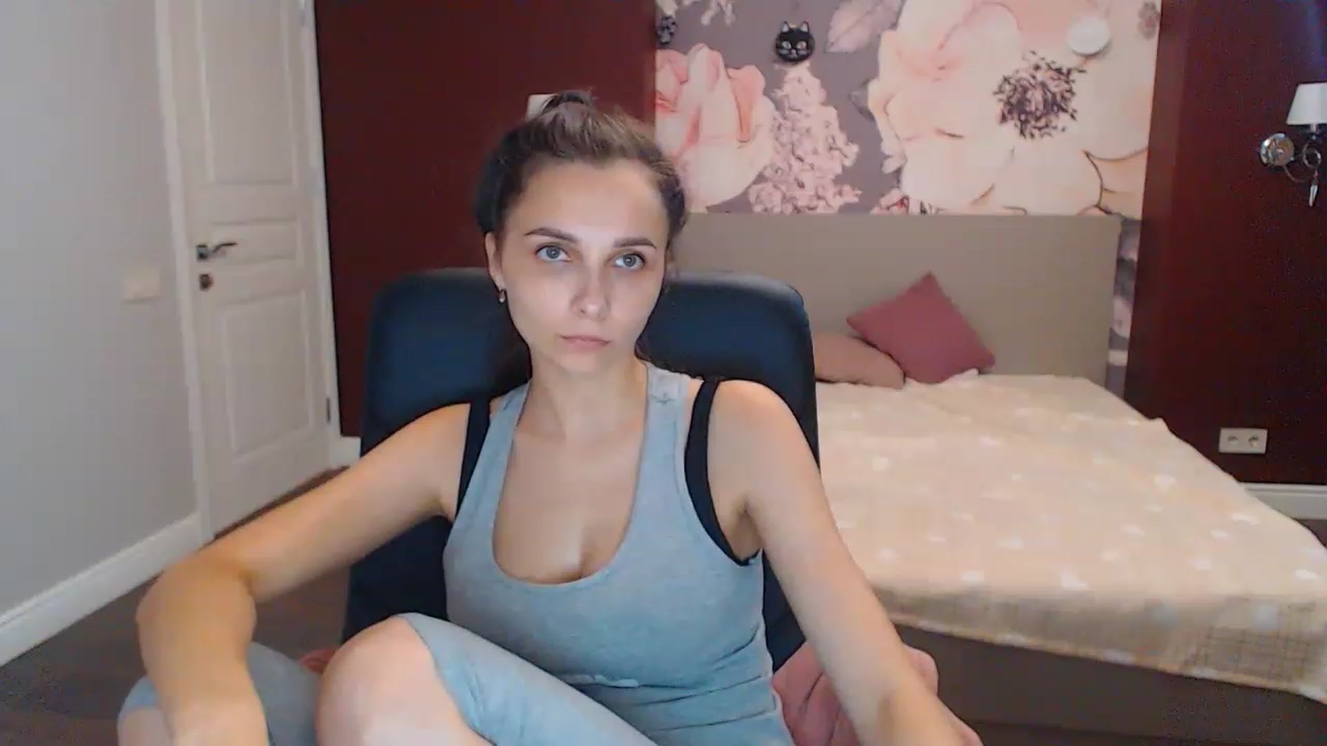 Karina_Mils video thumbnail