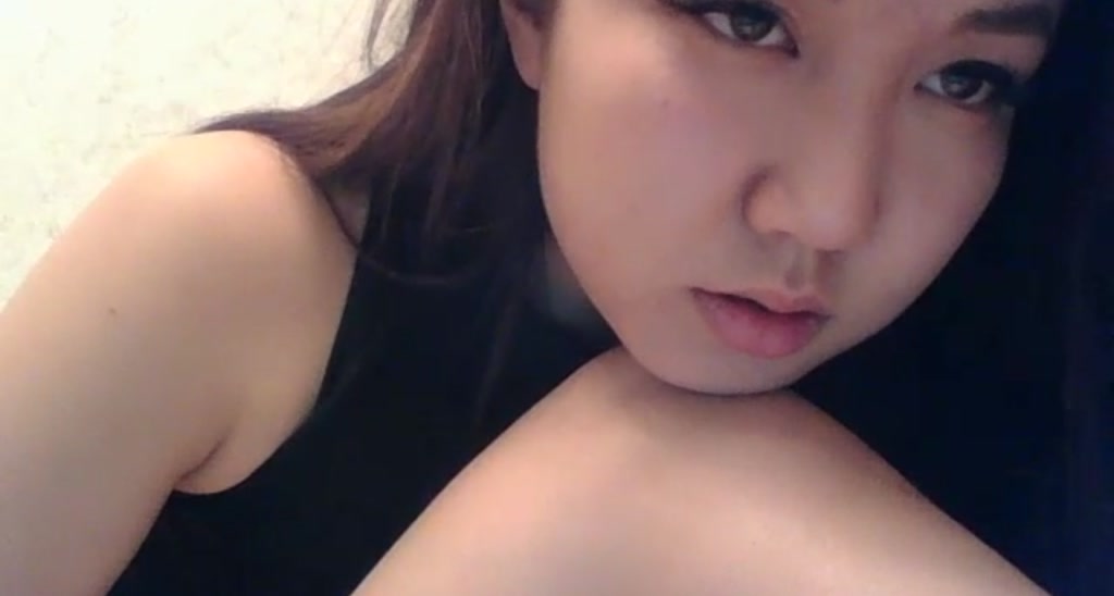 G_Queen video thumbnail