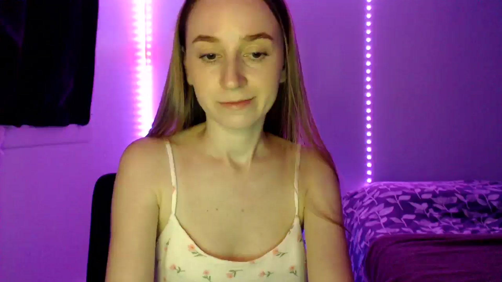 PetitAnge_ video thumbnail