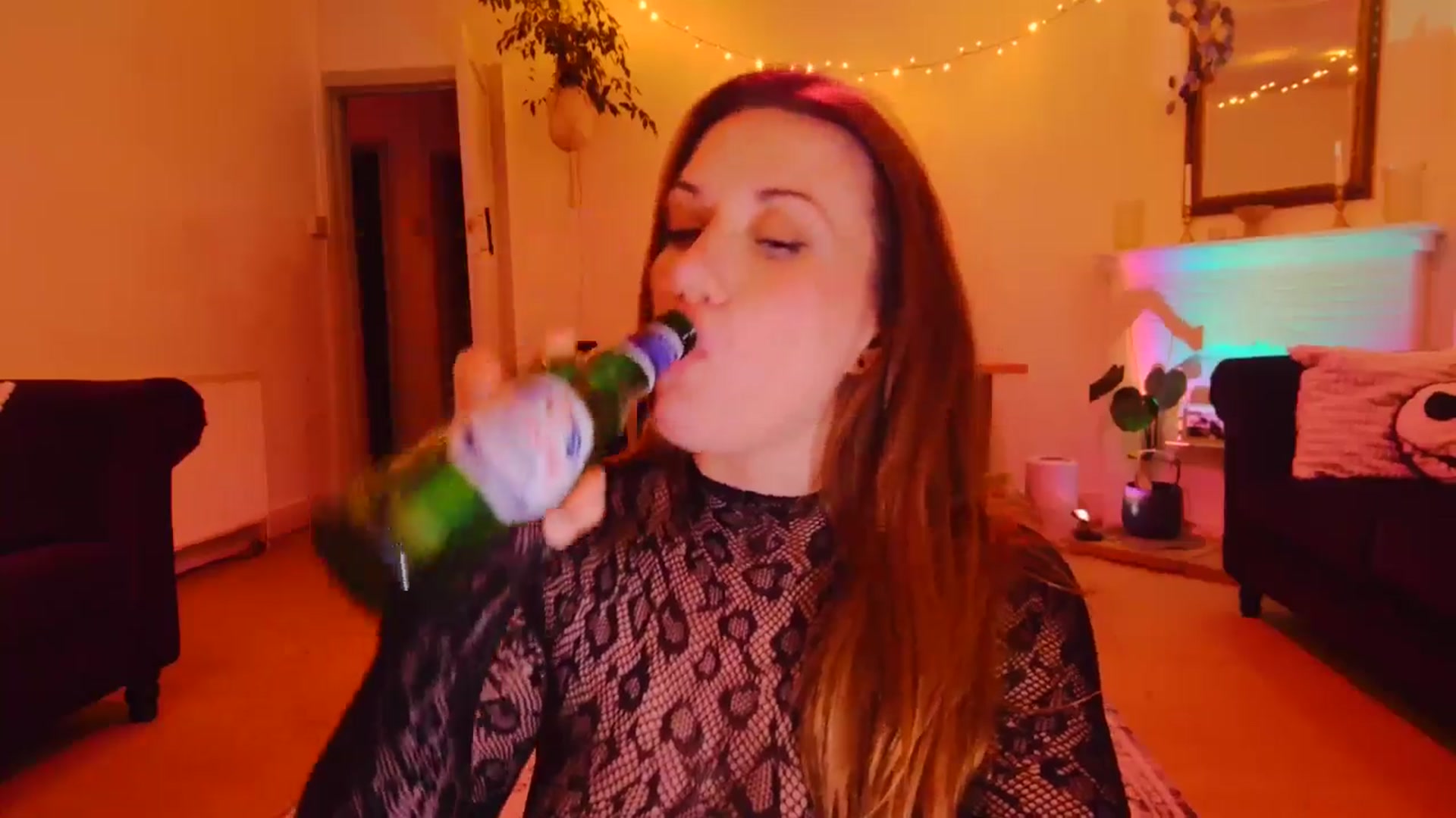 xDaisyx video thumbnail