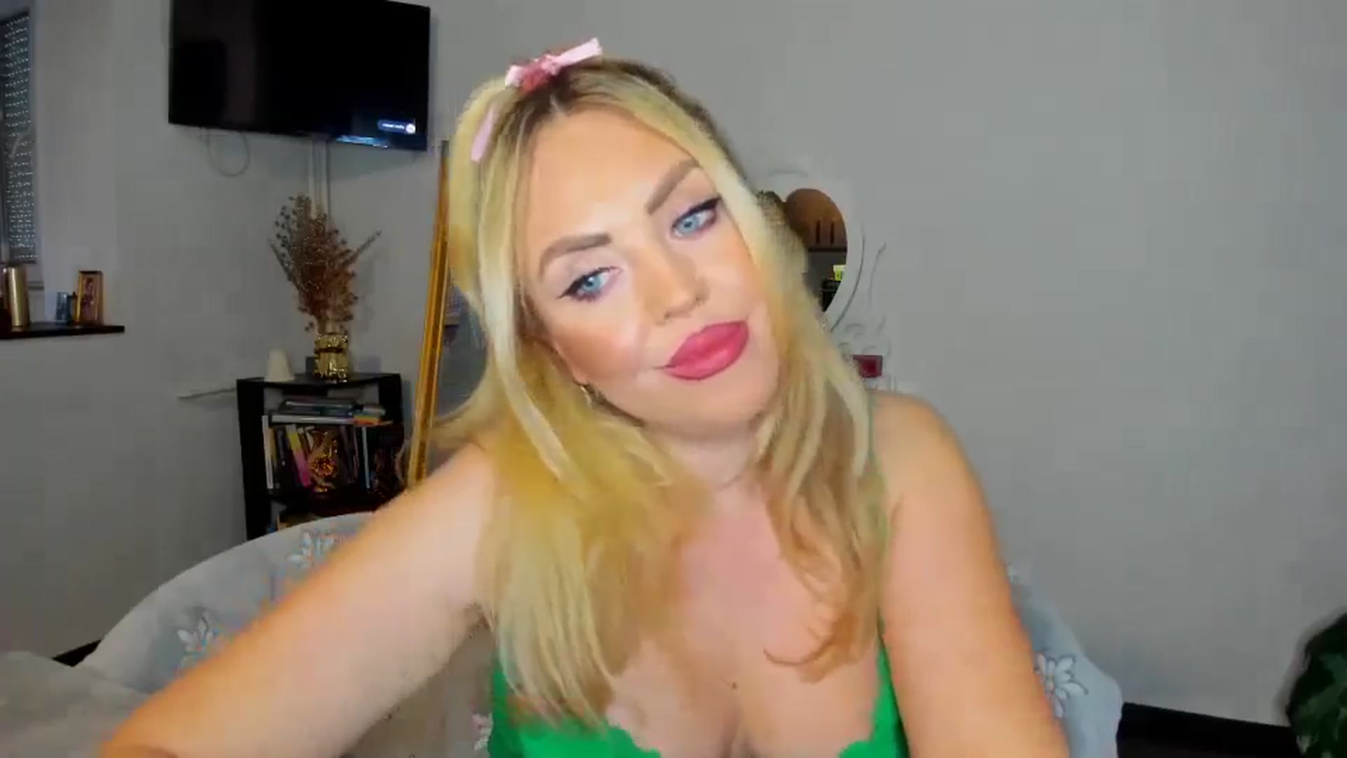 MISS_JOY99 video thumbnail