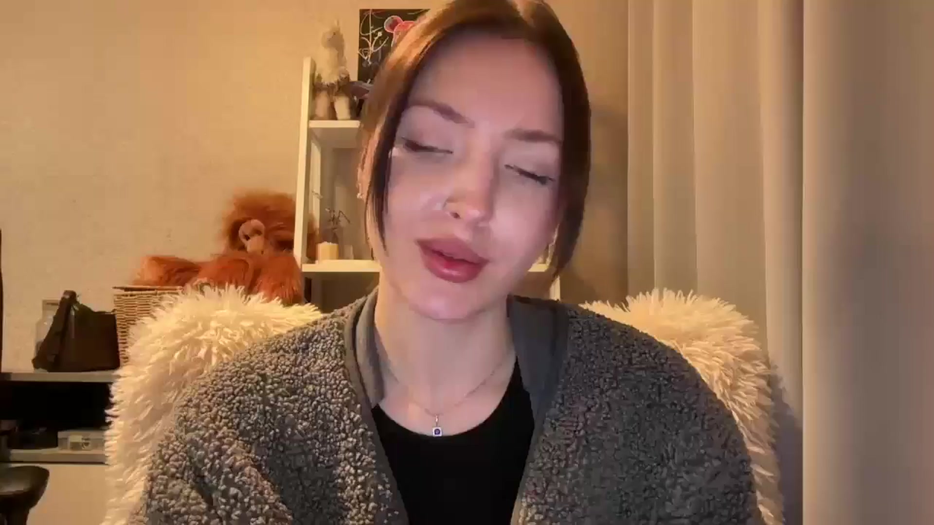 Di_Pearl video thumbnail