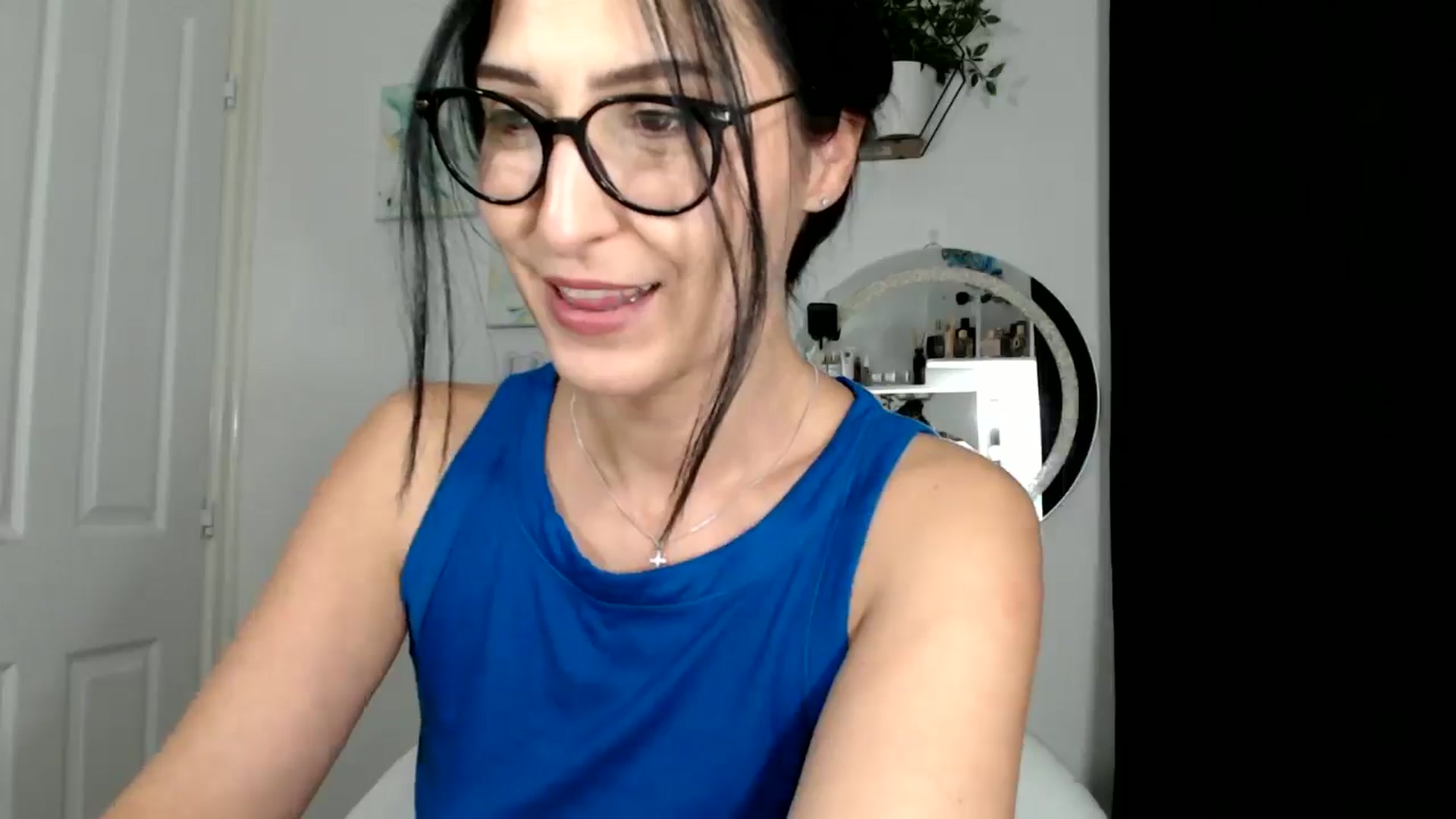 Yara_77 video thumbnail