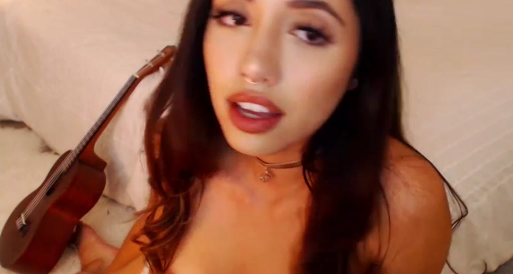 RobinMae video thumbnail