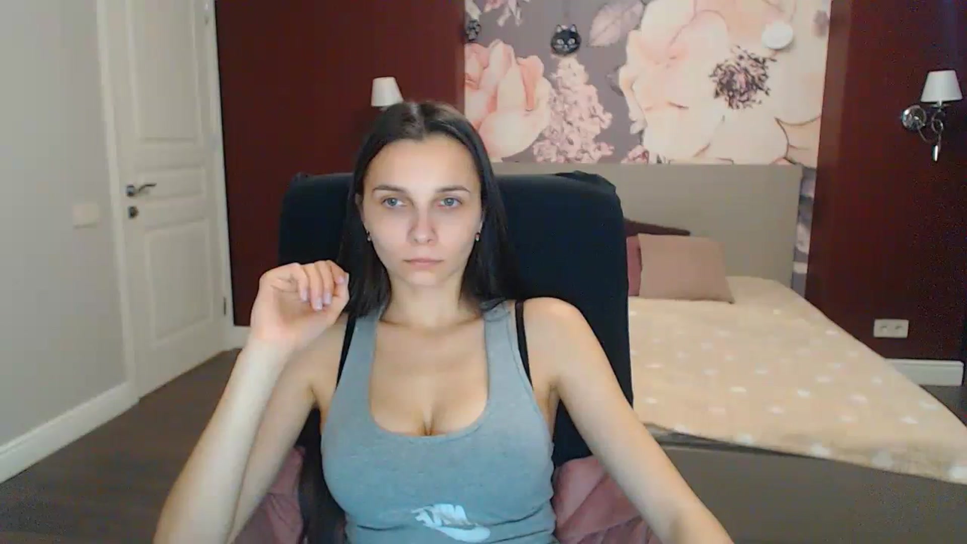 Karina_Mils video thumbnail