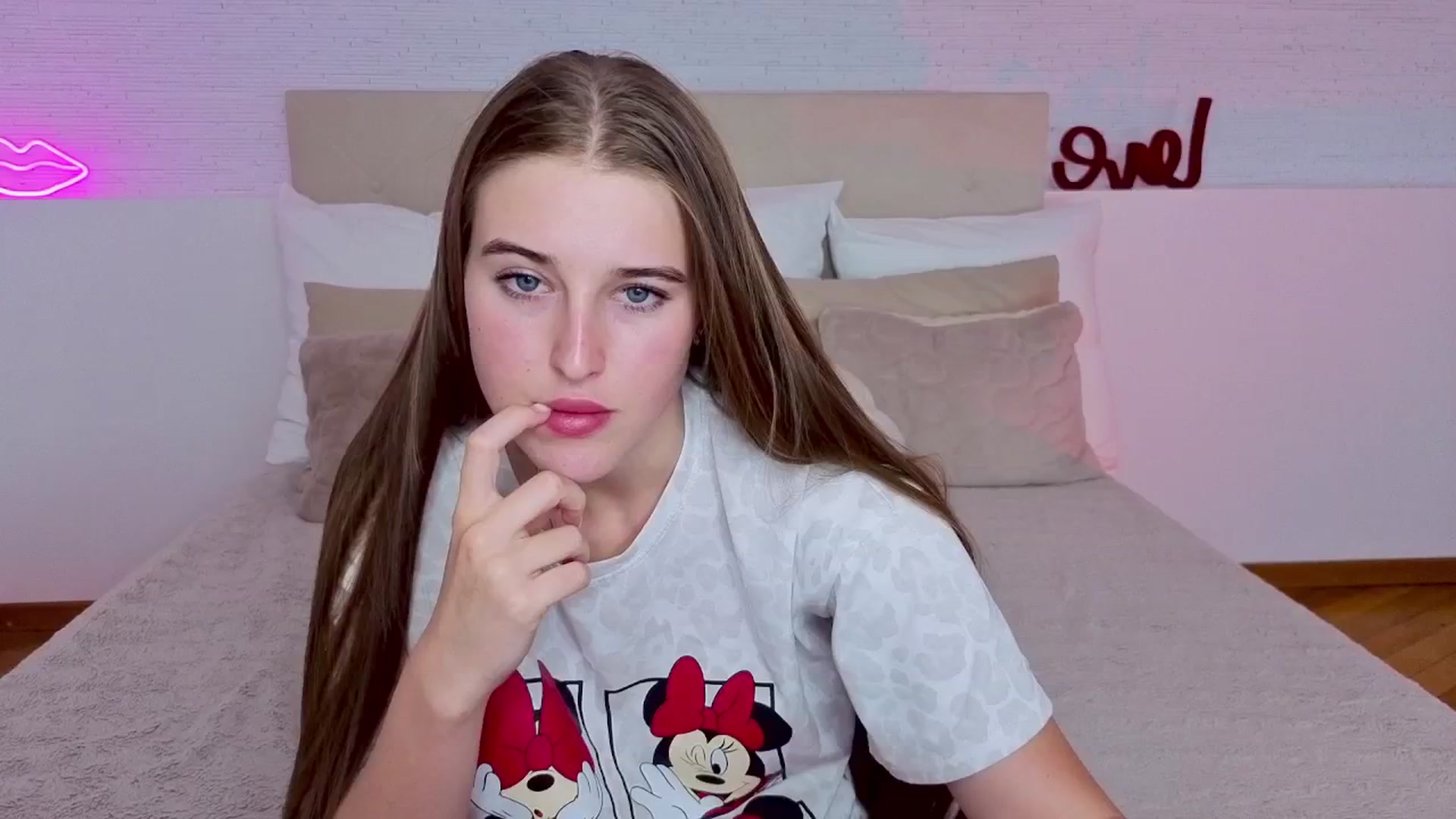 Violeta_blush video thumbnail