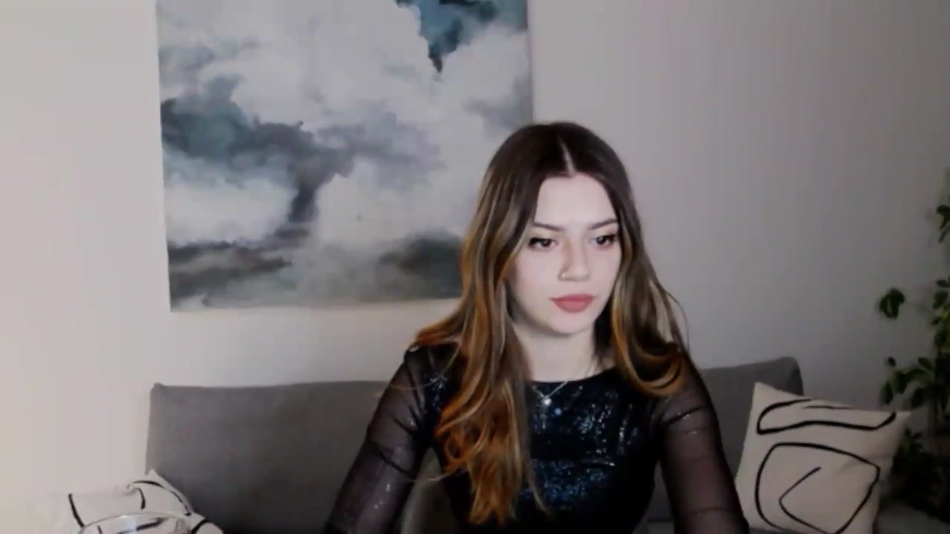 RiriBee video thumbnail