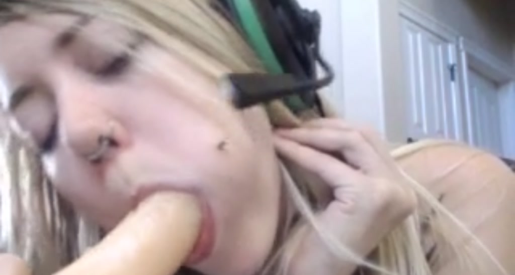 Zombae video thumbnail