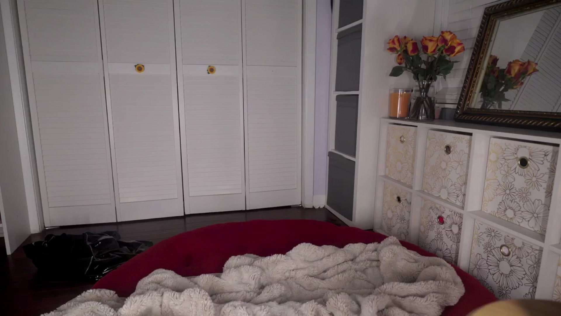 NaomiDee video thumbnail