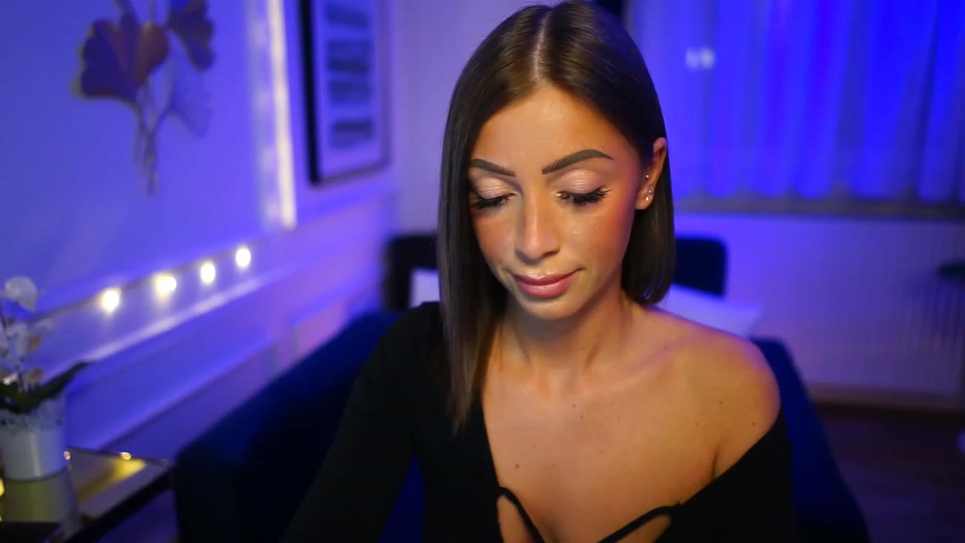 emma_ruby video thumbnail