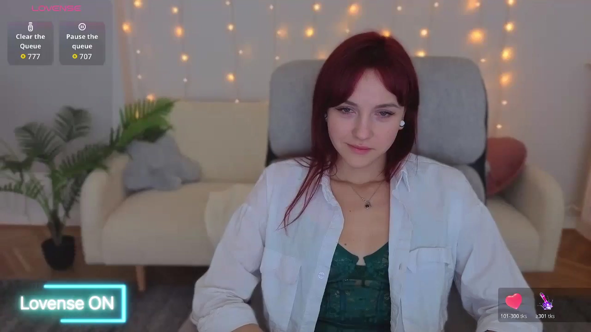 Velanique video thumbnail